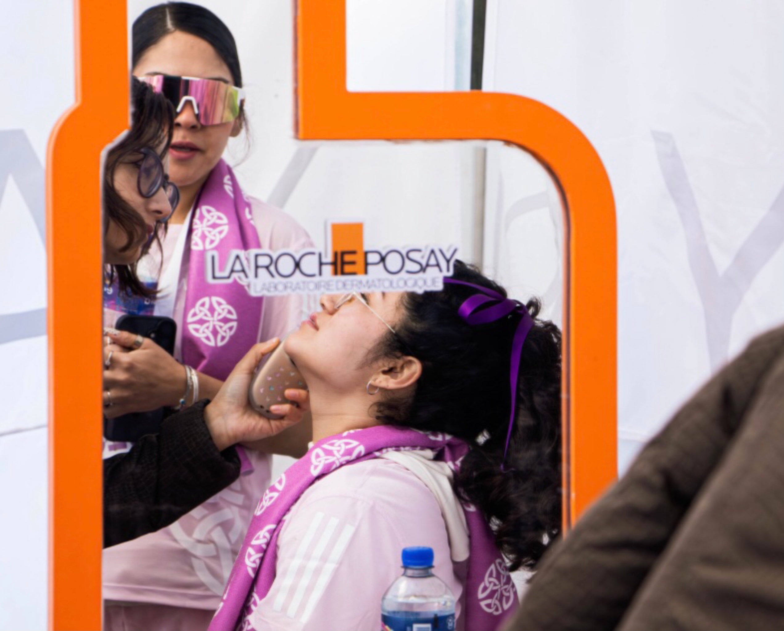 G-Women's Race — activación La Roche-Posay, aplicación de skincare